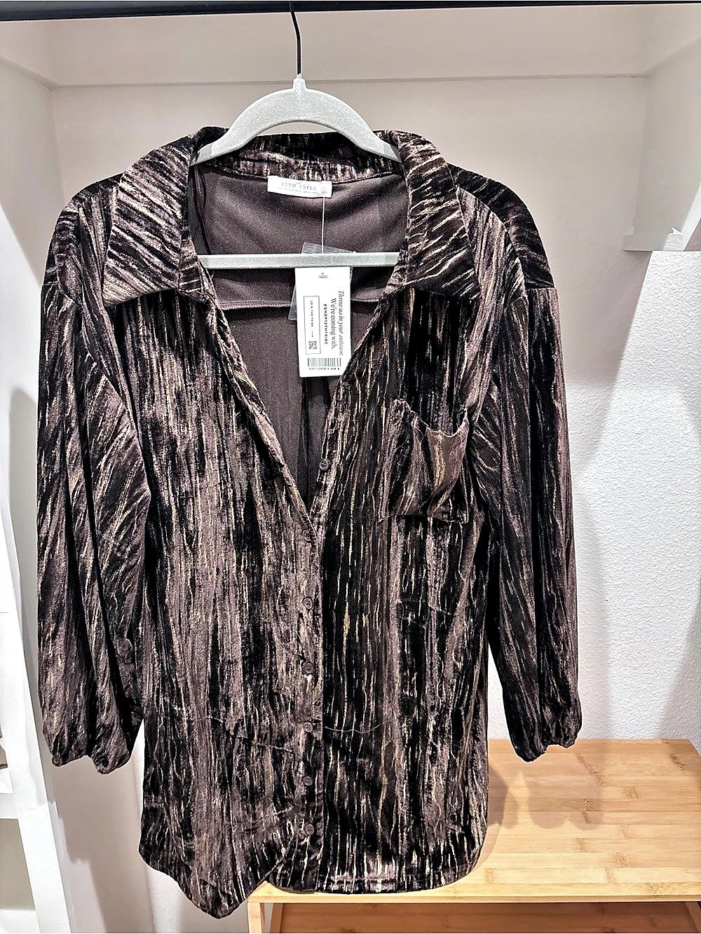 12th Tribe Metallic Abstract Jacket Size Medium NWT